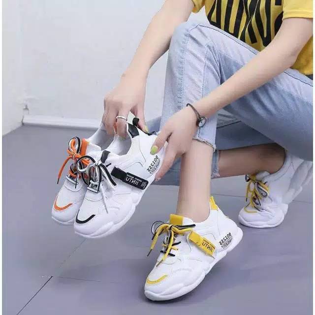 Sneaker korea/ sepatu wanita/sepatu kets wanita/ sepatu import