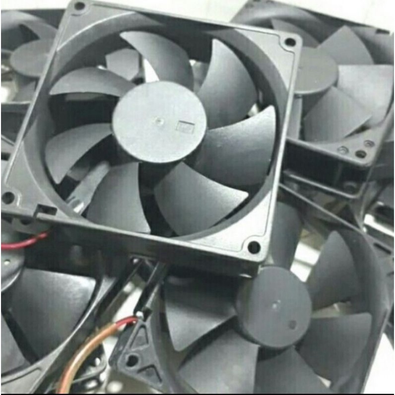 kipas fan Dc 12 V ukuran12x12 amper campur kondisi normal