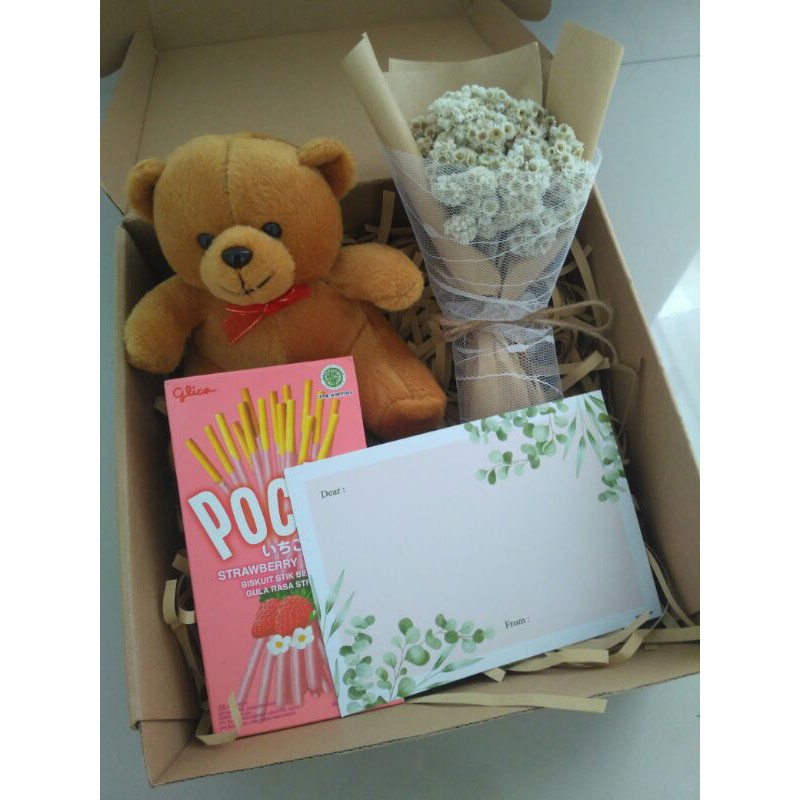 kado ulang tahun/ kado wisuda/ hampers/ buket bunga edelwis/ buket bunga kering