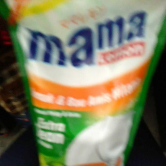 Sabun Cuci Piring Mama Lemon 780 Ml
