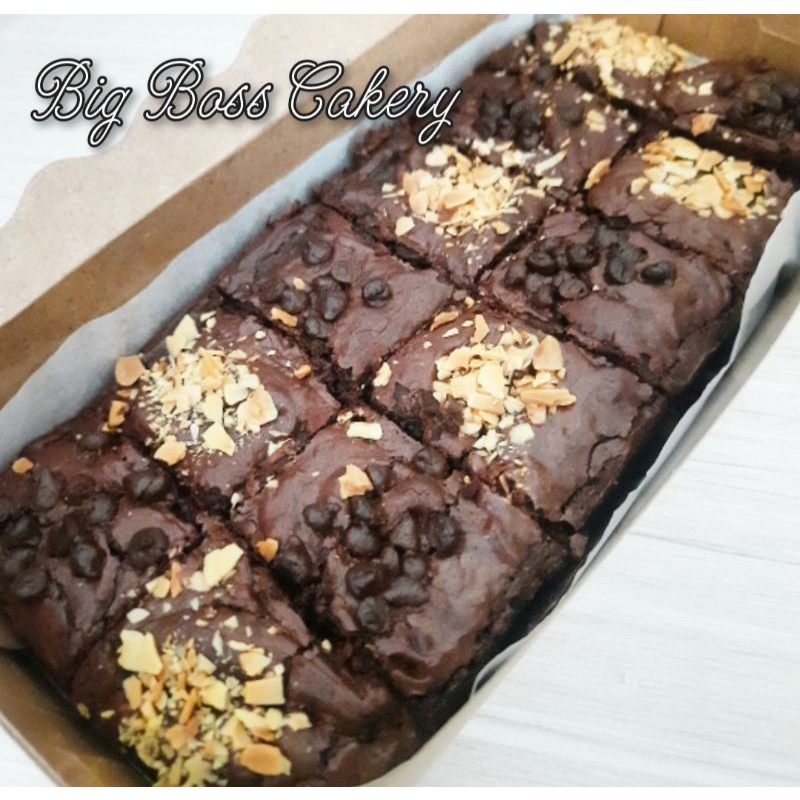 

BigBossCakery NEW! PREMIUM BROWNIES OVEN PANGGANG ALMOND CHOCOLATE