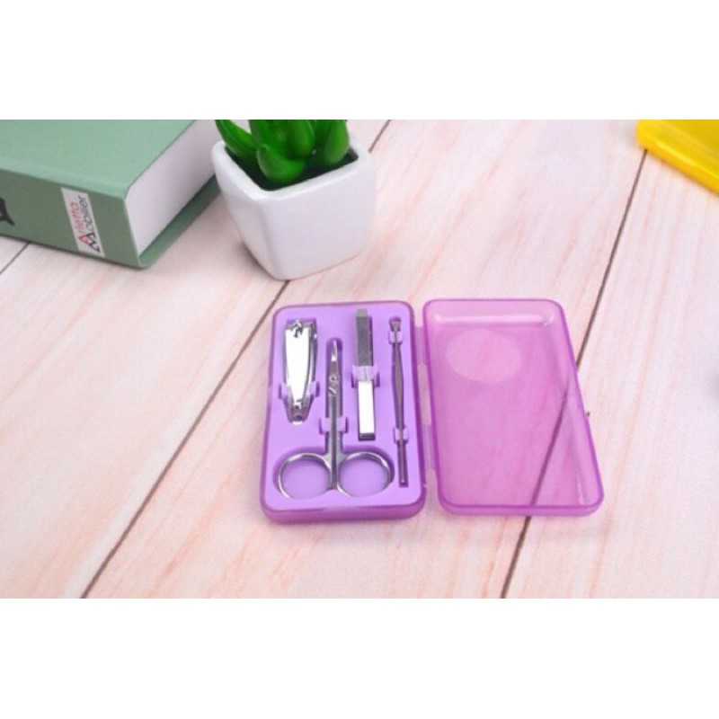 JY MANICURE SET 4PCS MANICURE PEDICURE SET GUNTING KUKU SET