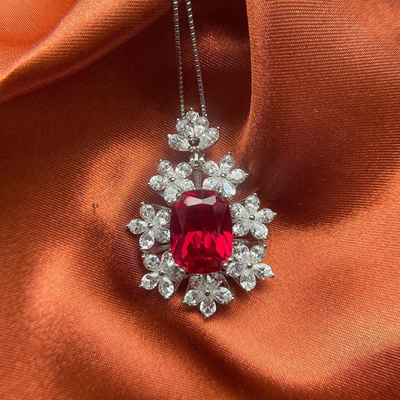 Kalung Cubic Zirconia Warna Merah Untuk Wanita