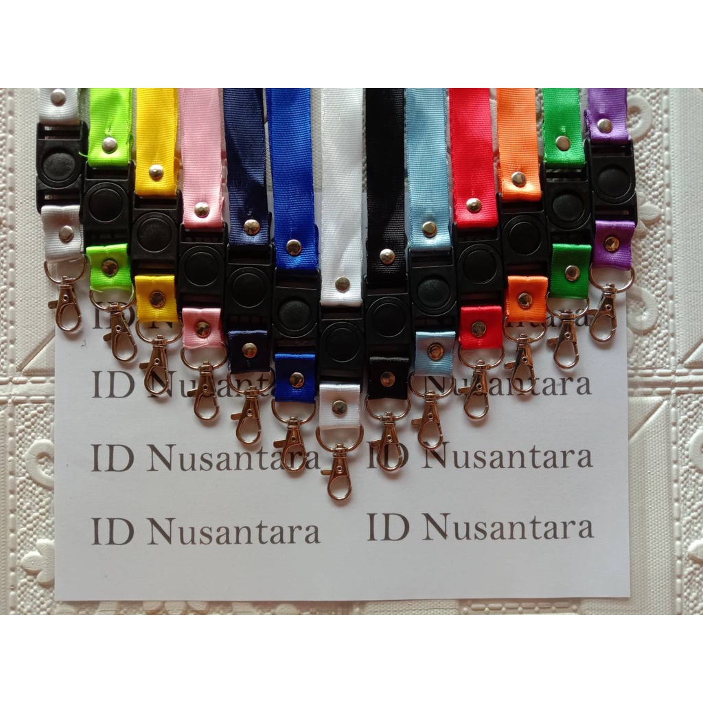 

Tali ID Card 2cm Stofer / Gantungan ID Card