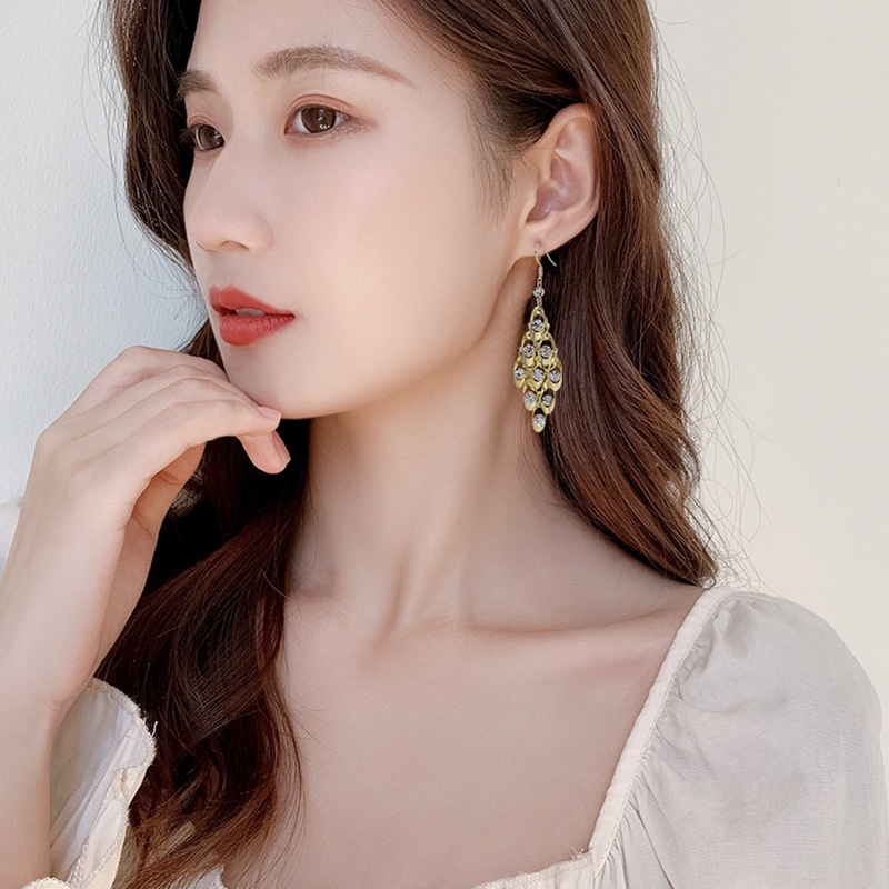 Anting Kait Gantung Bahan Sterling Silver 925 Desain Daun + Rumbai + Berlian Gaya Korea Glamor Untuk Wanita