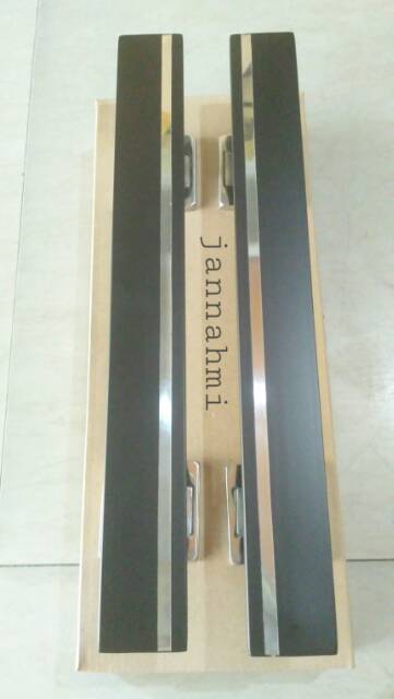 Handle pintu minimalis