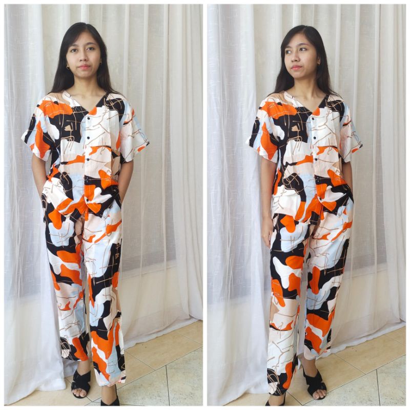 One Set Setelan Tie Dye Bali Kemeja Lengan Pendek - ONE SET Piyama Tie Dye Wanita & Pria GROSIR-VTS OrangeHitam