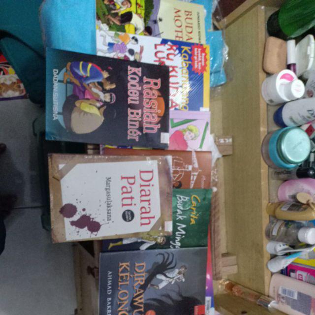 Payung Butut - Ahmad Bakri