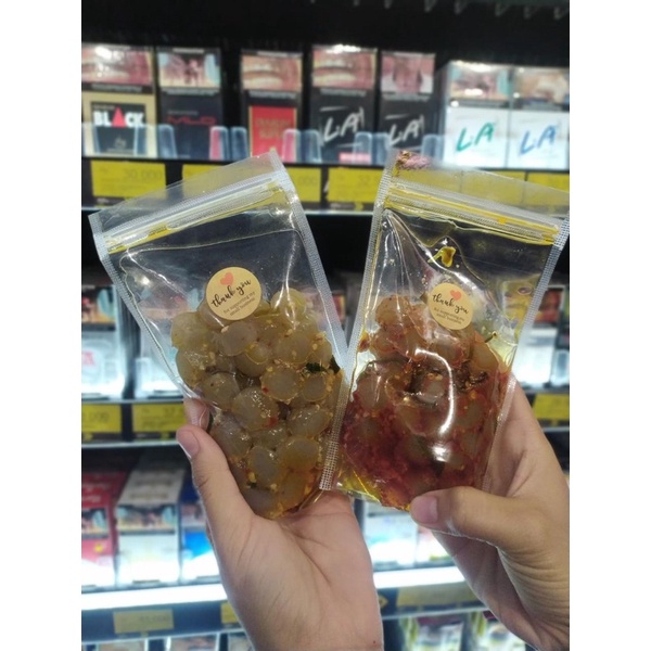 

Cilok Pedas dengan daun jeruk