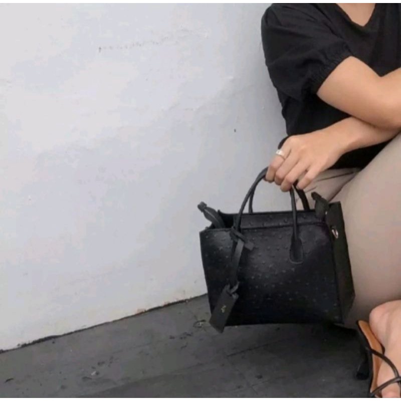 Misel Bag Black Tas Selempang wanita