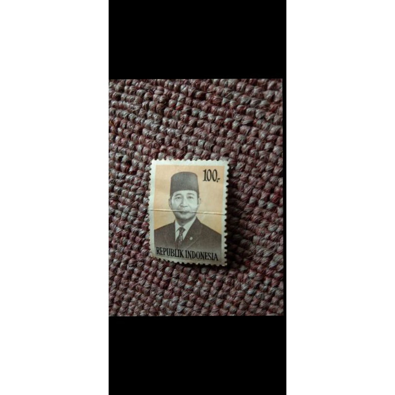 Materai Soeharto Rp100