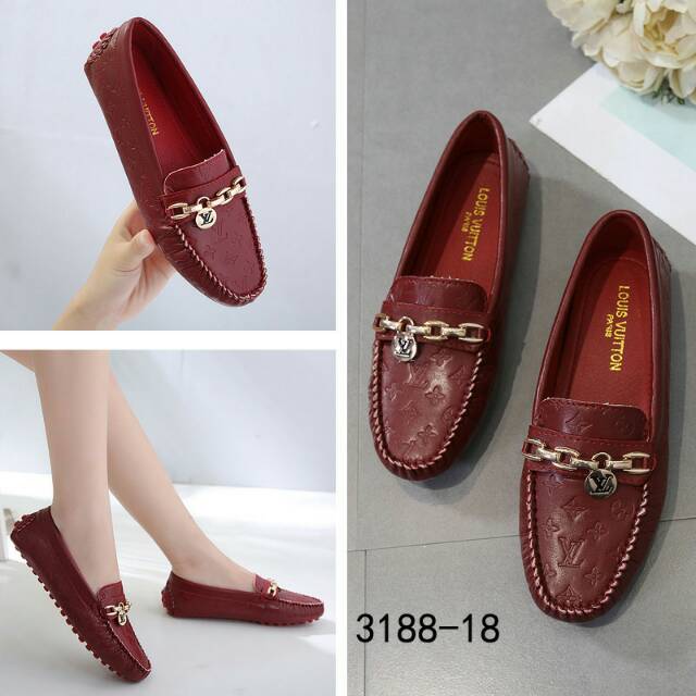 New Arrival 😍
*Top Best Seller*😉👍

Sepatu  MS692 / LV 3188-18