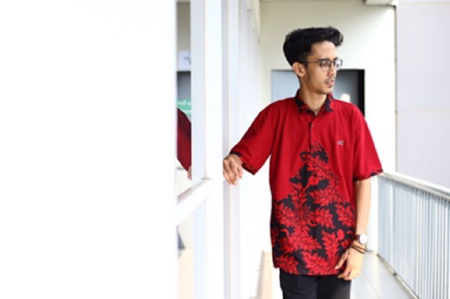 Loyal Kaos Polo Batik Maroon Modern Pria M L XL XXL