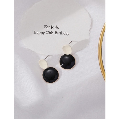 LRC Anting Tusuk Fashion White Drop Glaze Stitching Fine Flash Earrings V33734