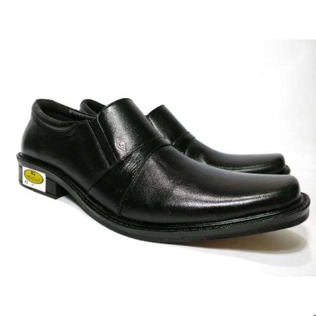 Sepatu Pantofel Pria Formal Bahan Kulit Asli Pilihan Merek Neville