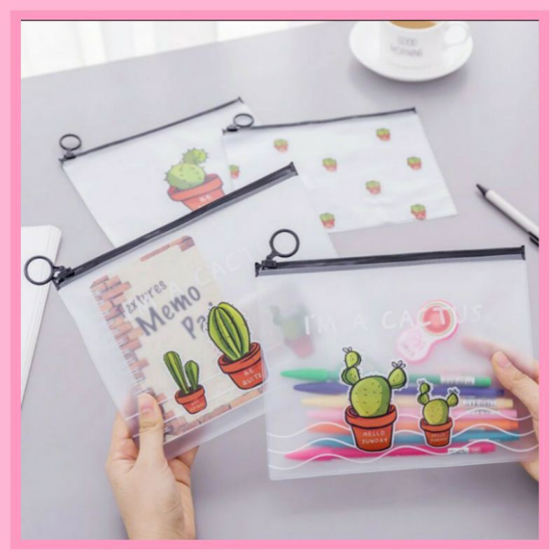 

MIOMAU.id Zipper Transparan murah Sakura, Kaktus, dan Pinki Panter Lucu