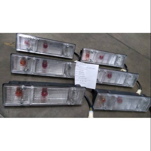 Stop lamp Lampu stop lamp belakang Mitsubishi L300