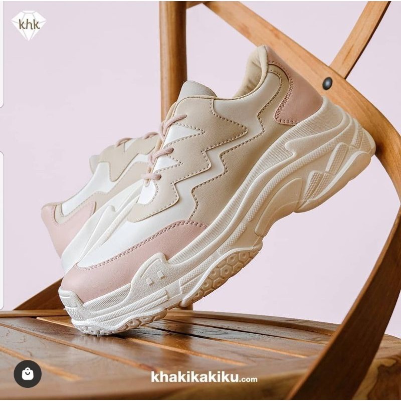 Sepatu Sneakers Sneaker Spatu Putih Polos Wanita Murah Ori Terbaru