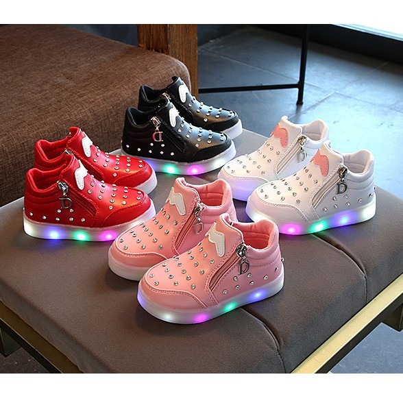 (COD) MetaCollections Size 26-35 Sepatu Lembut dengan Lampu LED Berlian / Sepatu Anak Casual Import Usia 1-8 Tahun  MTK21