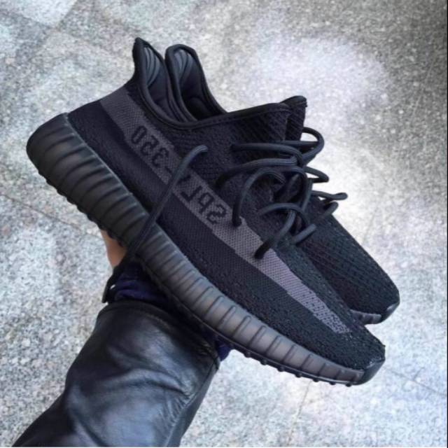 yeezy 350 v2 black grey