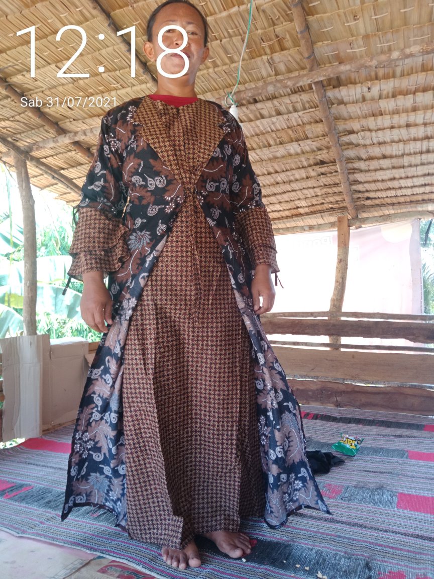 Maura Couple - Sania Ruffle Batik Couple Ori Ndoro Jowi Dnt Garansi Termurah Shopee - Pinguin Gurita