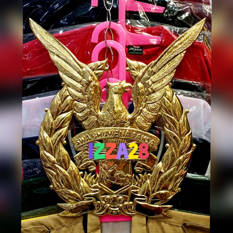 

logo angkatan udara bahan plat Kuningan ukuran 90 cm