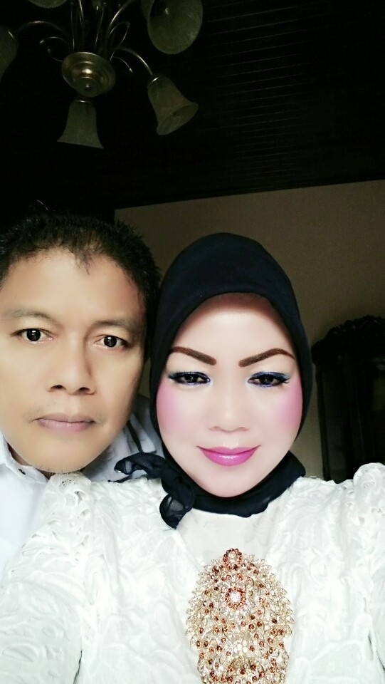 Hem Dobby Lengan Pendek Danar Hadi