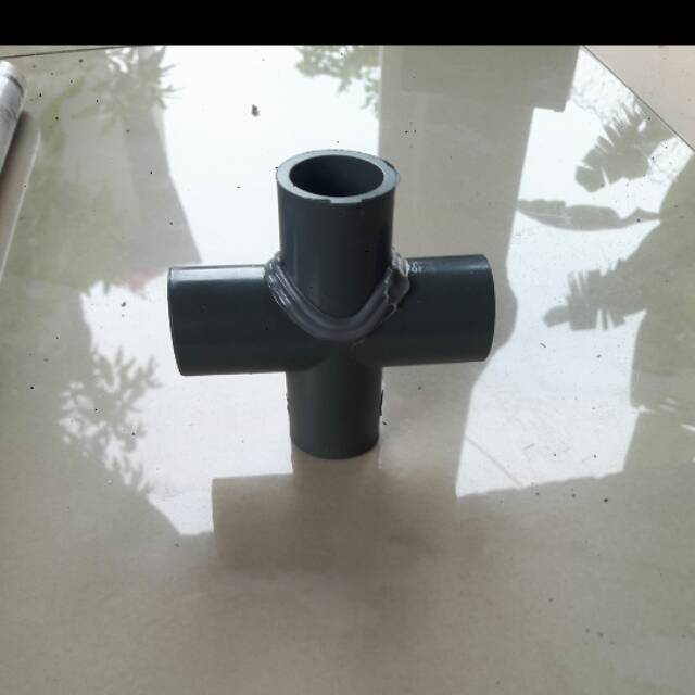 Tee plus 3/4 - 1 inchi konektor pipa pvc 4 arah bentuk plus atau cross sambungan pipa pvc