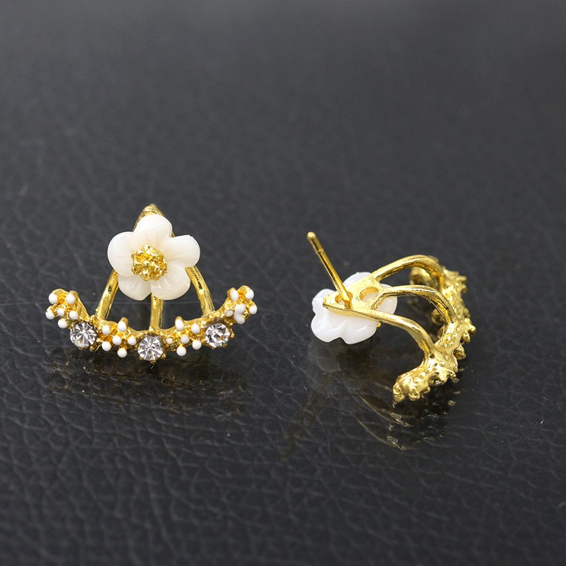 Anting mode bunga daisy kecil