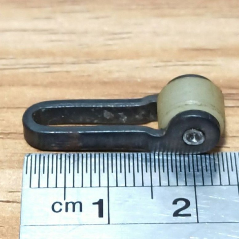 U-172 Roda Penahan Tiang Asahan - Mesin Potong KM