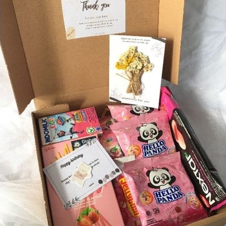 

Snack box / hamppers snack/ gift box/kado wisuda/kado ulang tahun/kado sidang