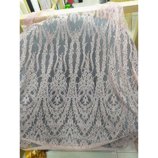 Lace panel Chantily