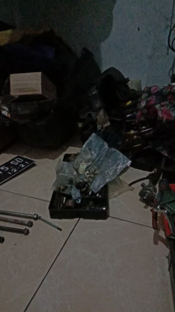 Baut Mur Hex Hexagon Bmk Kuning M10x50mm M10x50 M10 X 50 Mm Kunci 14