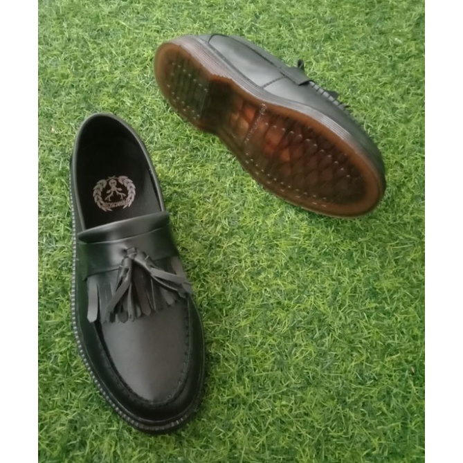 sepatu loafers pria docmart Andrian tassel kulit asli