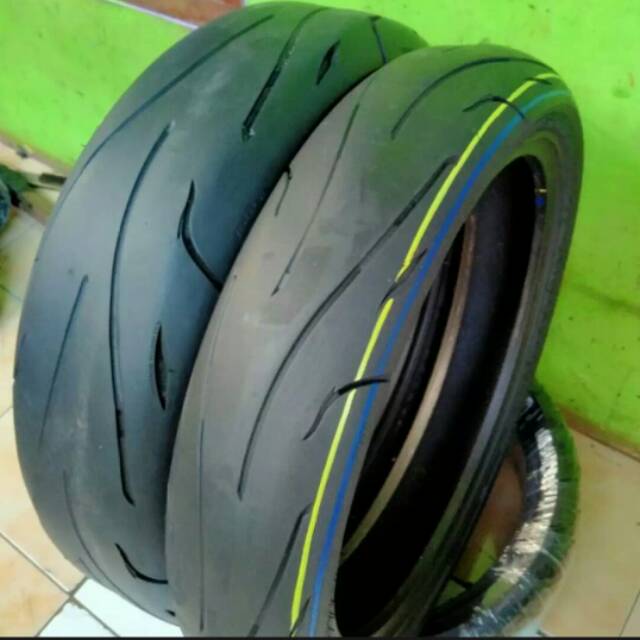 ban second merk zeneos,,ring 130/60,17,,,110/70,17