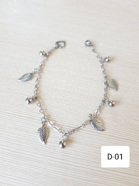 SET Gelang Tangan Kaki Daun Titanium Silver Antikarat