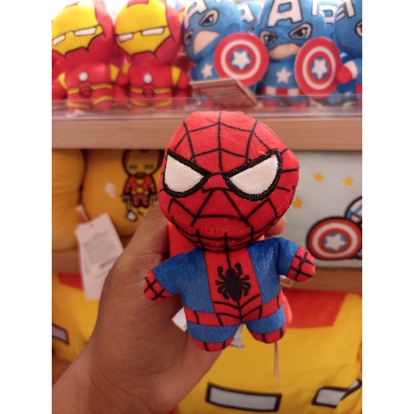 Boneka Marvel Characters