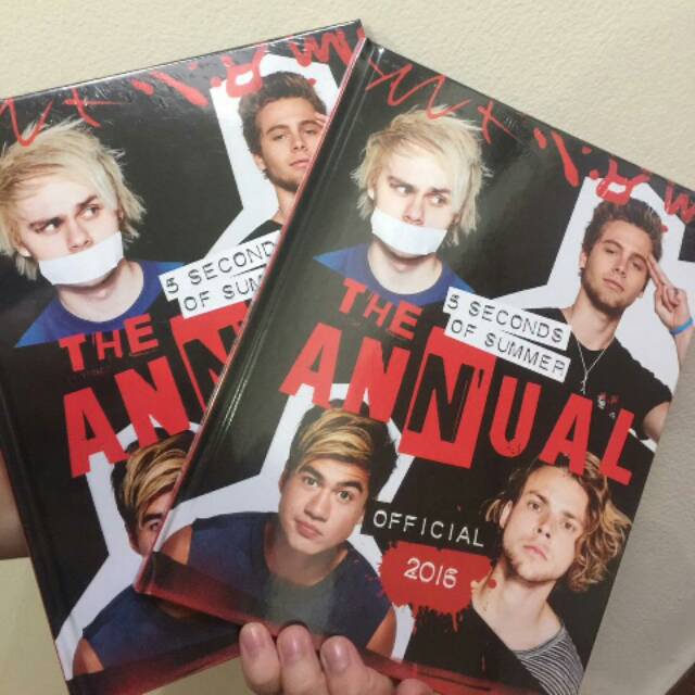 [Ready Stock] 5 Seconds Of Summer (5SOS) - Annual Book