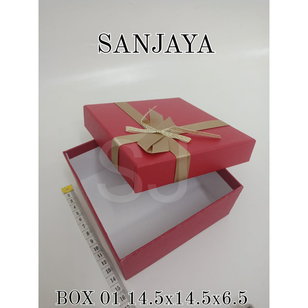 Box Kado / Kotak hampers / Bloom Box / Hard Box / Gift Box / Kotak Hadiah / Box 01 14.5x14.5x6.5