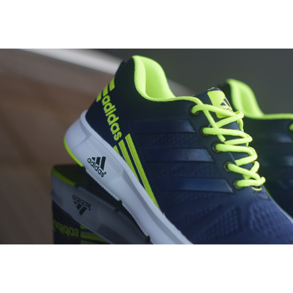 SEPATU RUNNING ADIDAS NEO PRIA NAVY