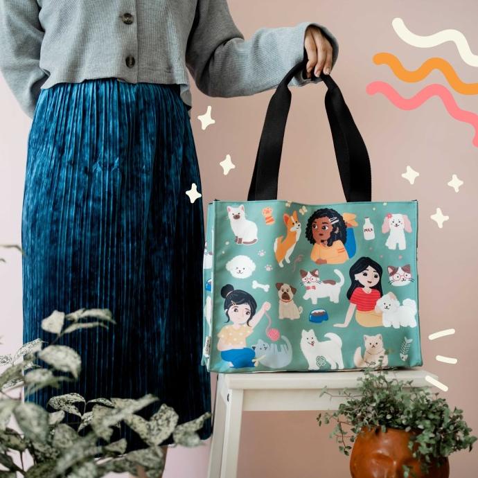 Tivoli Tote Bag Indonesian Strong Woman And Her Pets