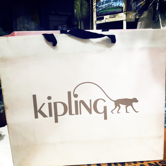 

Tas kertas KIPLING