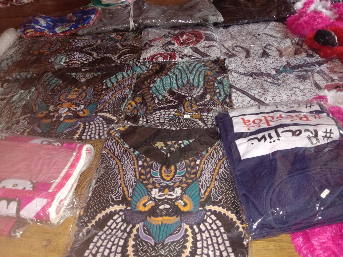 Batik Couple Keluarga Sania Ruffle Ori Ndoro Jowi Dnt Ilalang Putih