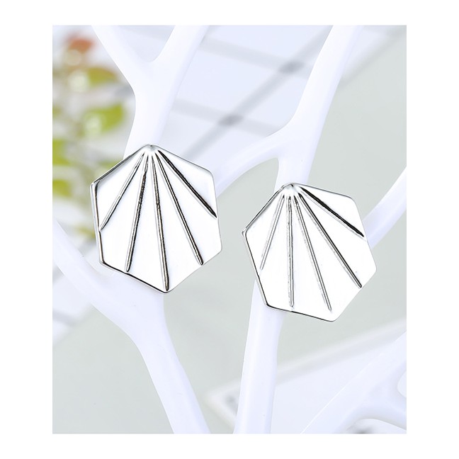 LRC Anting Tusuk Fashion Silver Alloy Geometric Irregular Relief Earrings D76653