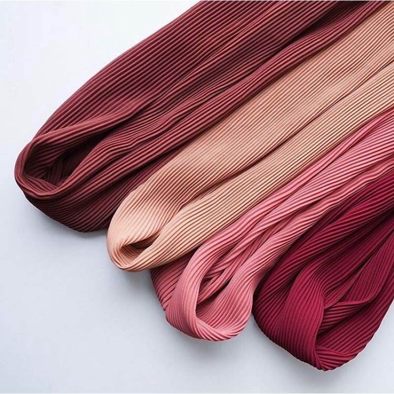 PASMINA PLISKET CERUTY FULL PLISKET 180 x 75 TIDAK ADA GARIS TENGAH