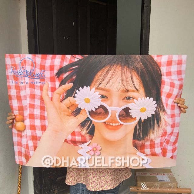 POSTER OFFICIAL - RED VELVET