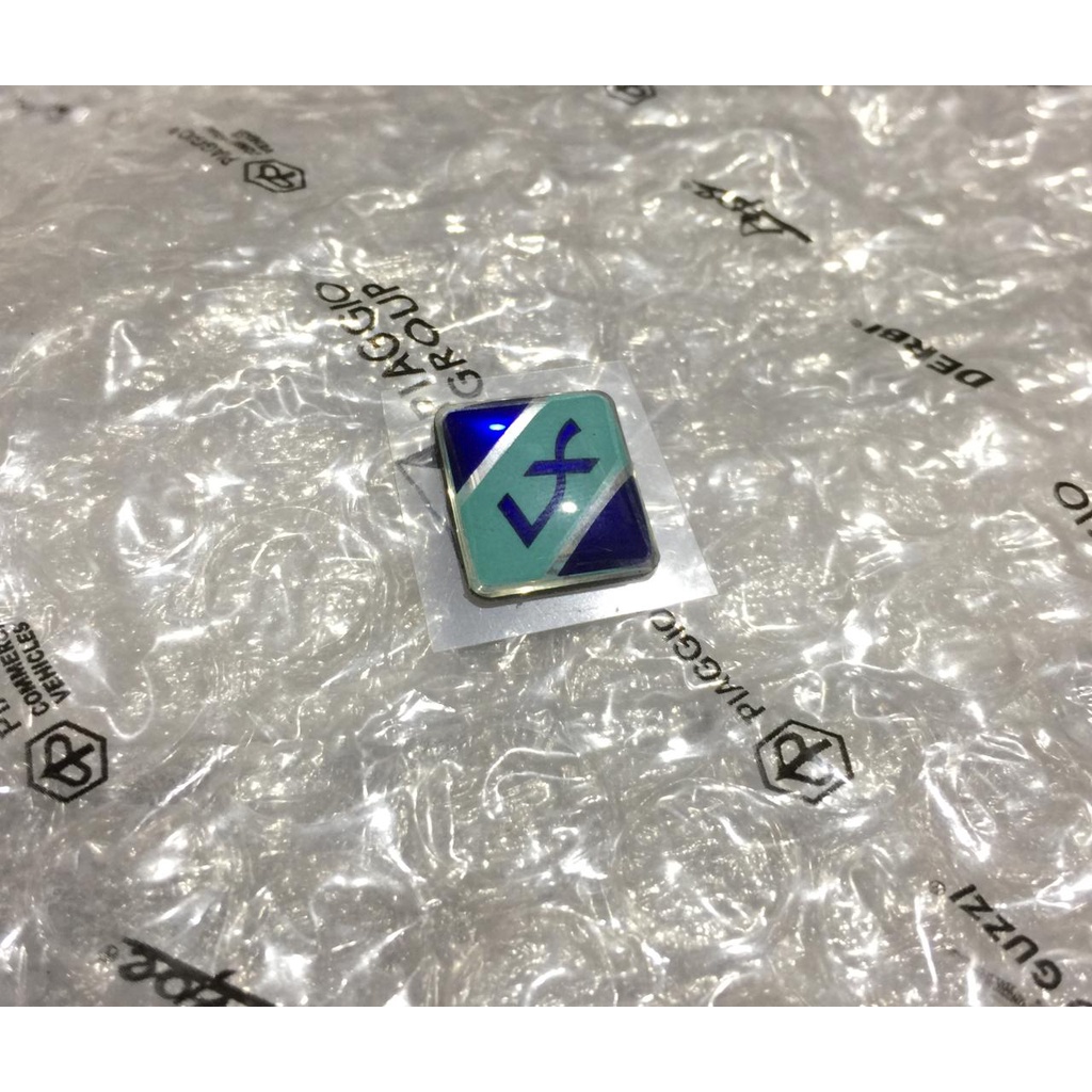 Emblem / Stiker Jengger Vespa LX