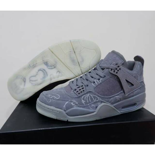 Sepatu basket jordan 4 high kaws grey