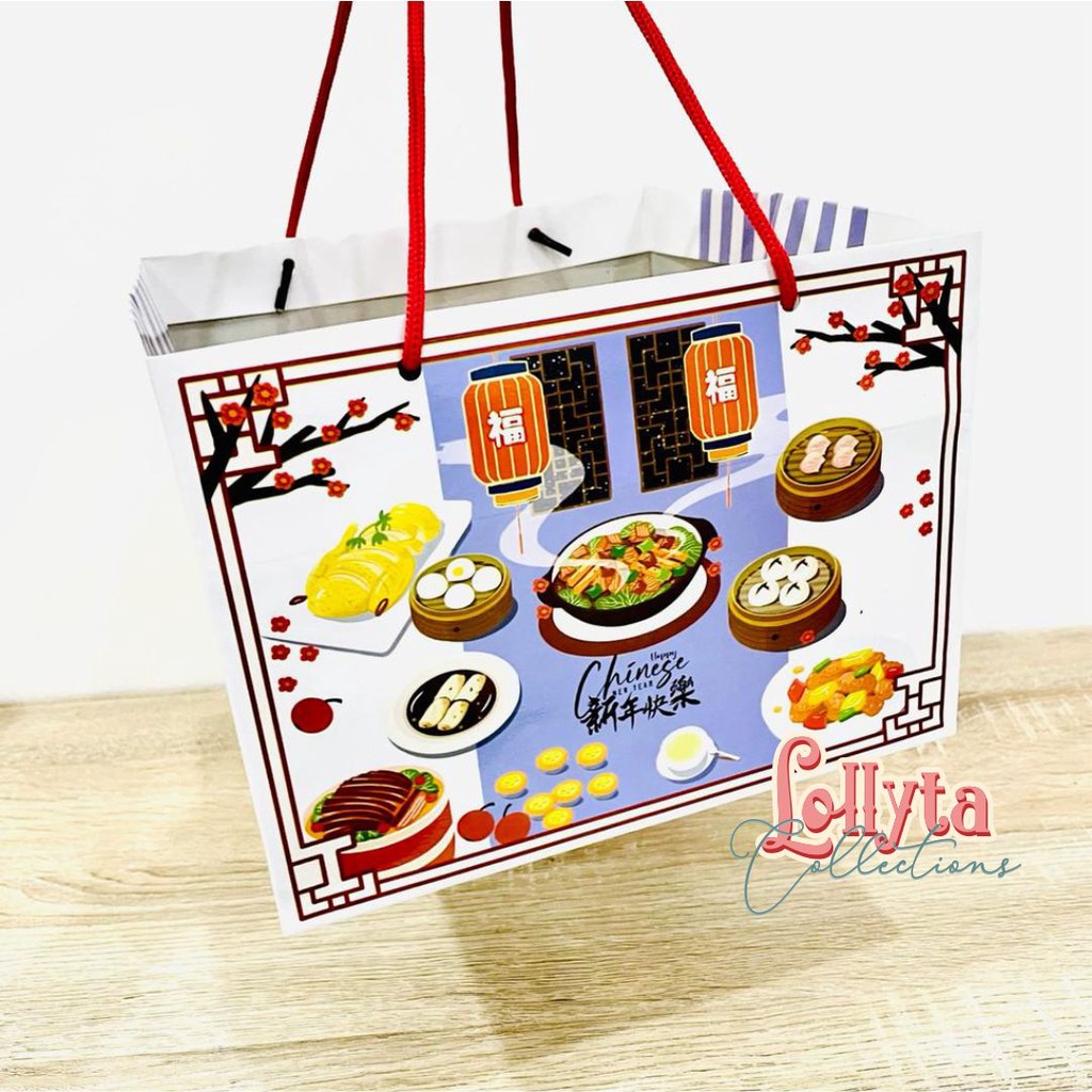 

Paperbag ukuran 23 x 23 x 17 cm CNY / IMLEK