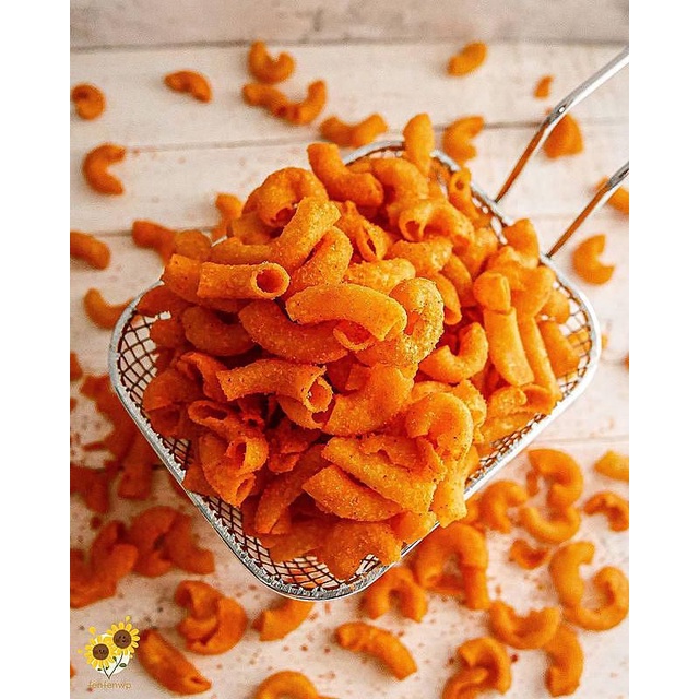 

Keripik Makaroni Pedas Gurih Isi 70g - 300g